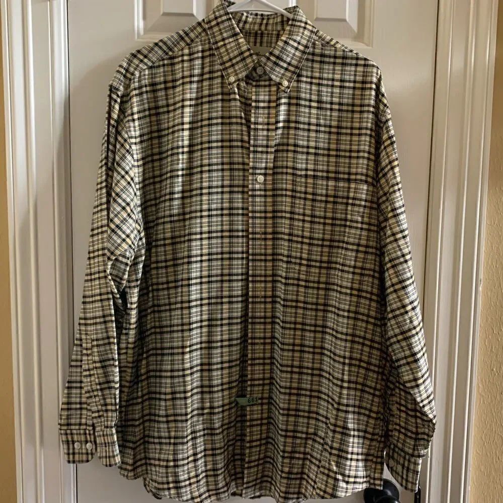 Eddie Bauer casual button up shirt long sleeve
